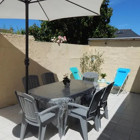 Villa La Courtoisie Maison De Proche *